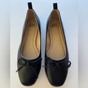 Gap Ballet Flats in Black Size 6 in EUC * Worn Once!